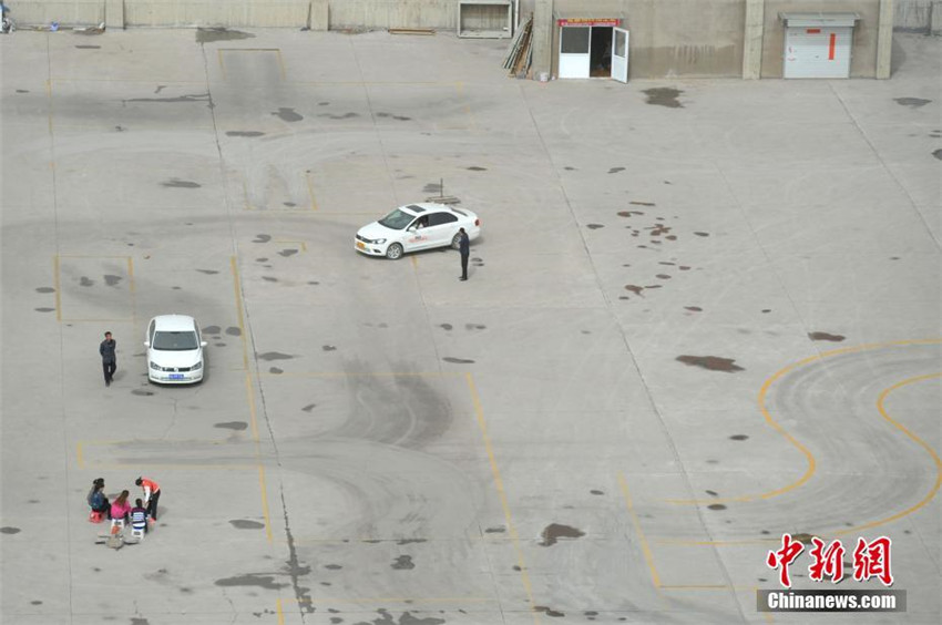 Taiyuan: Dach-Fahrschule bereits geschlossen