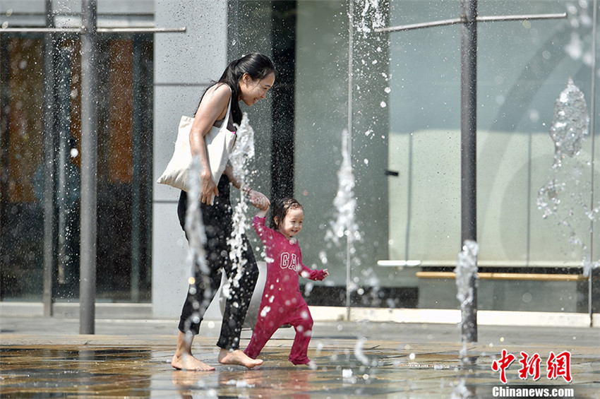 Erste Hitzewelle des Jahres erfasst Nordchina