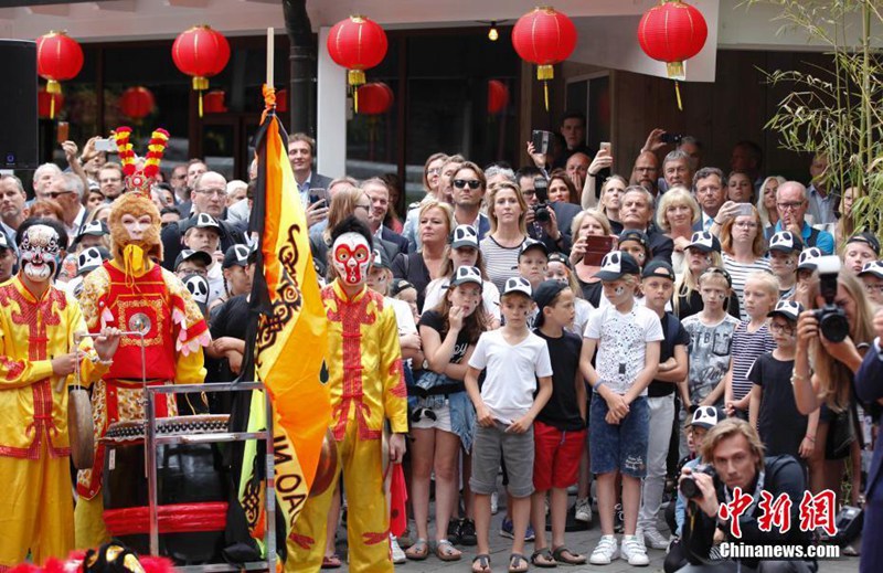 Wuwen und Xingya geben ihr ?Holland-Debüt“