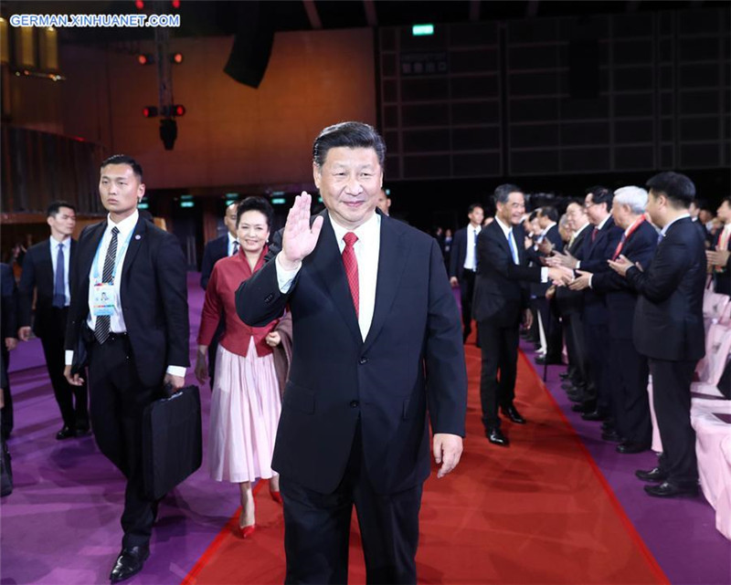 Xi Jinping nimmt an Gala-Show für 20. Jubil?um der Rückkehr Hongkongs zu China teil