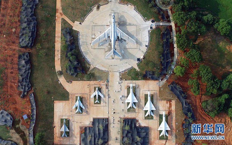 Ausstellungszentrum der Kriegsger?te in Nanchang kurz vor Er?ffnung 