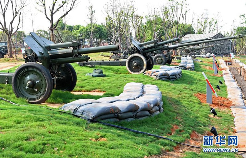 Ausstellungszentrum der Kriegsger?te in Nanchang kurz vor Er?ffnung 