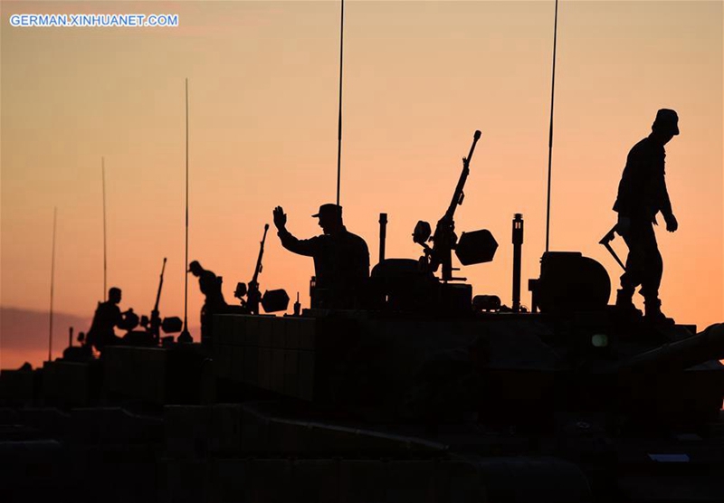 Truppen treffen Vorbereitungen für eine Milit?rparade in der Inneren Mongolei