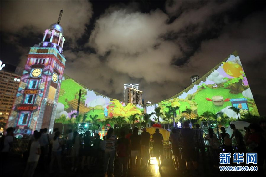 3D-Lichtershow am Victoria Harbour