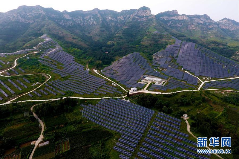 Das Sonnenkraftwerk auf dem Boshan-Berg