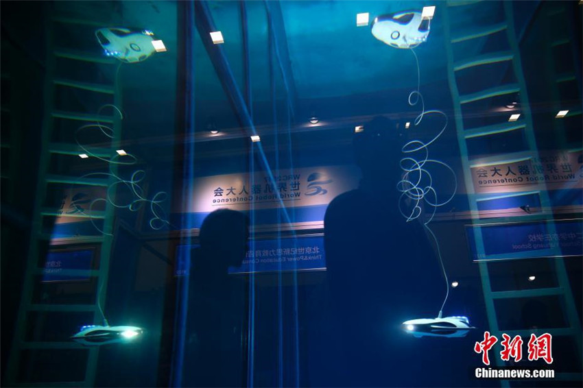 Roboterpianist TeoTronico debütiert auf World Robot Conference 2017