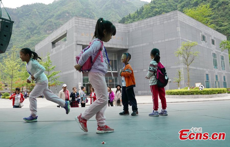 Neues Leben im Post-Erdbeben-St?dtchen Yingxiu
