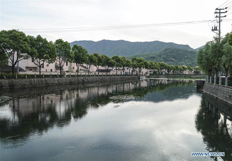 Eine Steigerung des l?ndlichen Lebens in Chinas Provinz Zhejiang