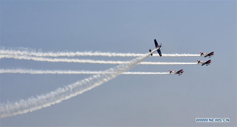 Zhengzhou Luft-Show 2018 angelaufen