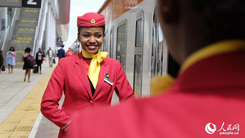 Mitarbeiter von Kenias Eisenbahnlinie Mombasa-Nairobi 