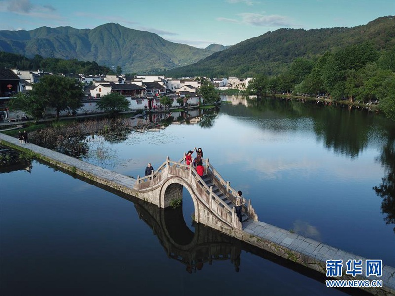 Blick von oben auf historische D?rfer im Süden Anhuis