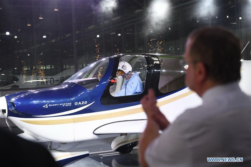 Chinas erstes Flugzeug, das durch eine private Firma entwickelt wurde, wird fertiggestellt