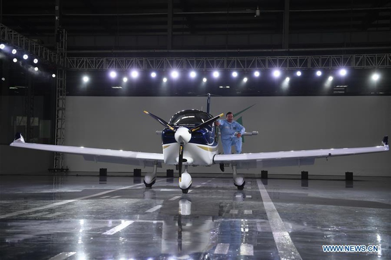 Chinas erstes Flugzeug, das durch eine private Firma entwickelt wurde, wird fertiggestellt