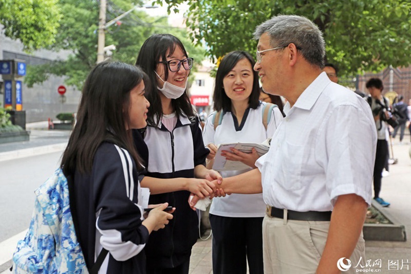 Unikandidaten legen Gaokao ab