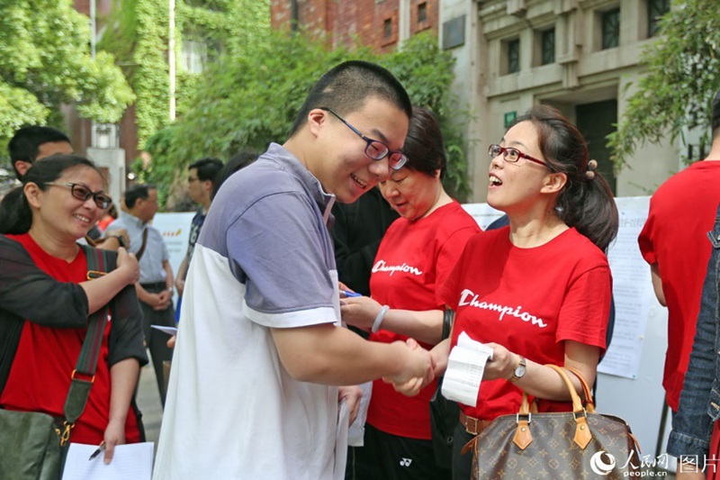 Unikandidaten legen Gaokao ab