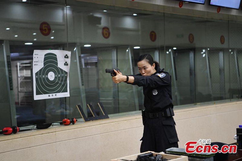 Ausbilderin für Polizisten in Changchun