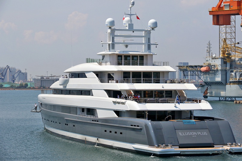 Asiens gr??te Yacht stellt sich vor