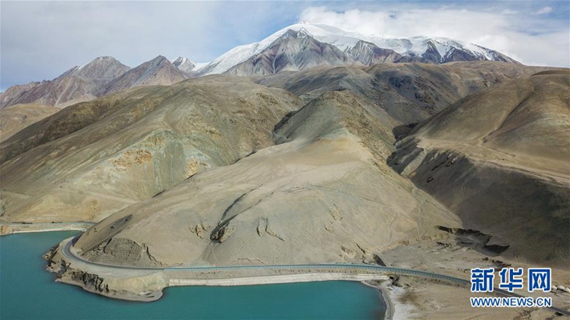Stra?enbau in Xinjiang