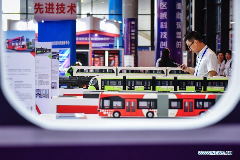 Hightech-Produkte auf der 15. China-ASEAN Expo