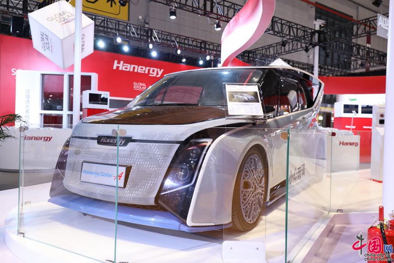 CIIE: Blick in die Hallen für intelligente High-End-Ausrüstung