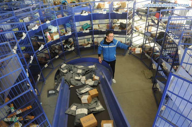 Roboter tragen zum Expressdienst am 11. November bei