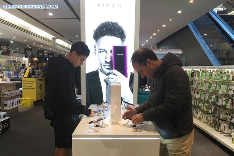 Chinesische High-Tech-Marken im Alltagsleben in Spanien beliebt