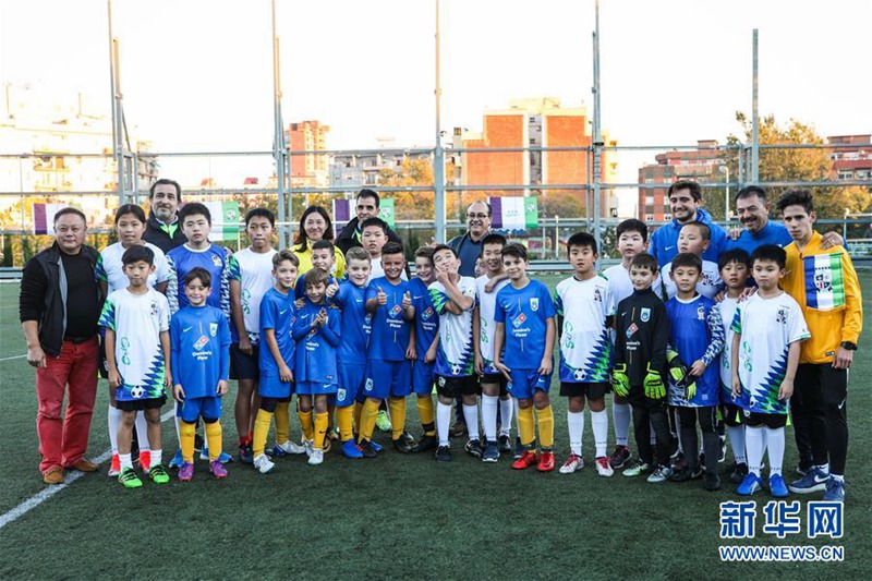 Sport CSKH verbindet junge chinesische Fu?ballspieler mit der spanischen Fu?ballkultur