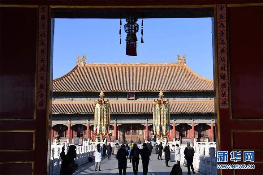 Das Palastmuseum restauriert erstmals Himmelslaterne und Wanshou-Lampe