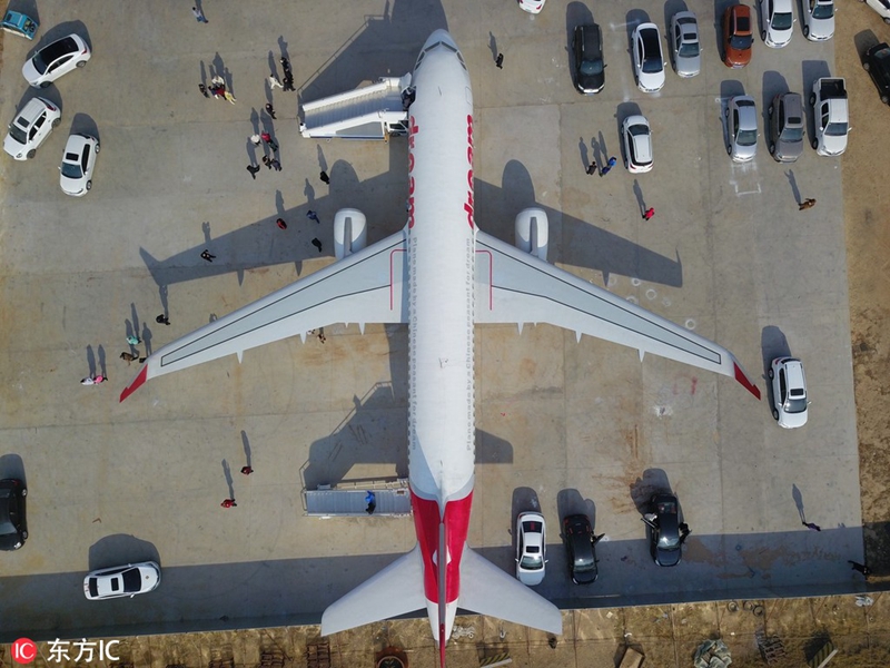 Handgefertigter Airbus A320 in Liaoning pr?sentiert