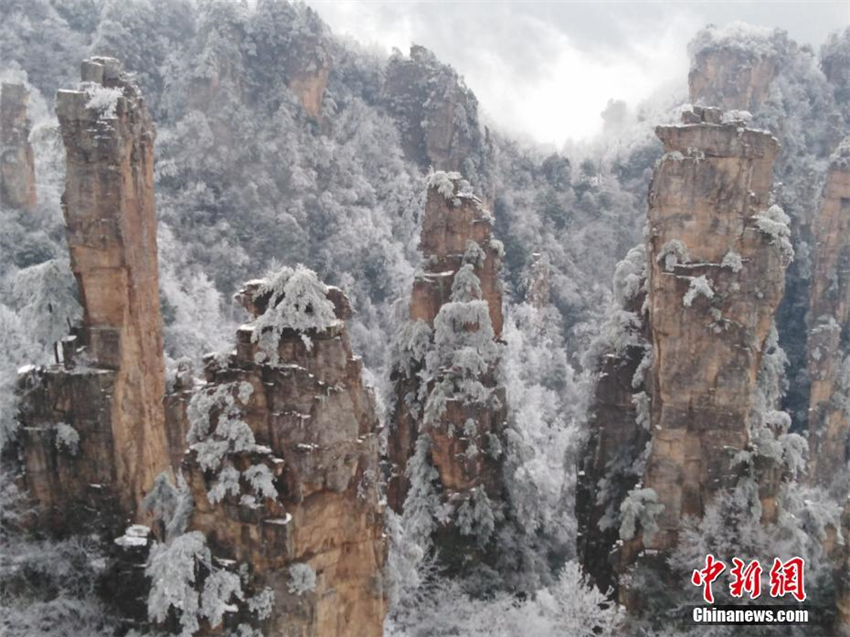 Schneewei?es M?rchenland in Zhangjiajie