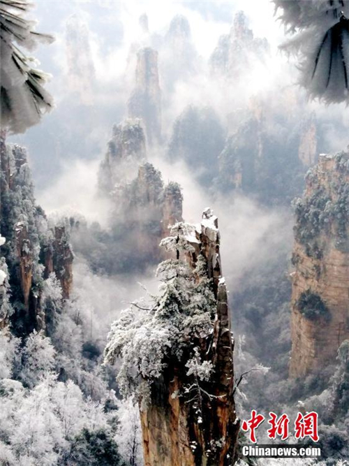 Schneewei?es M?rchenland in Zhangjiajie