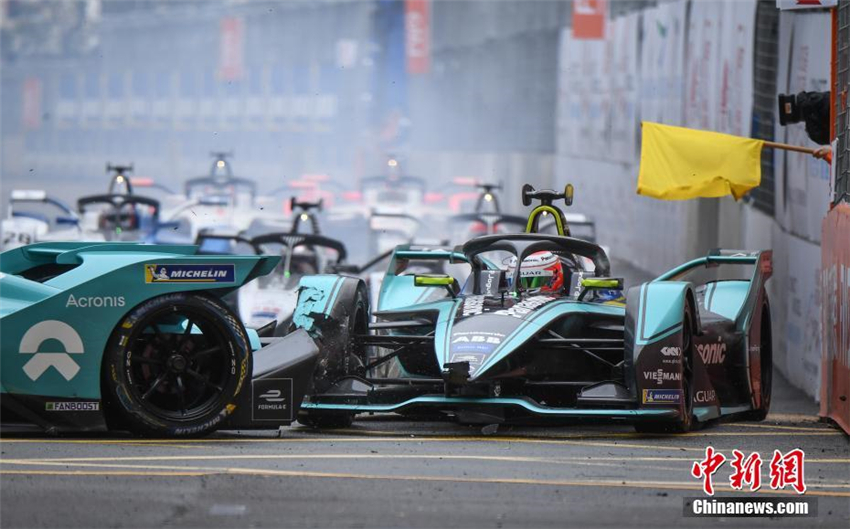 Mehrere Unf?lle bei Formel E in Hongkong