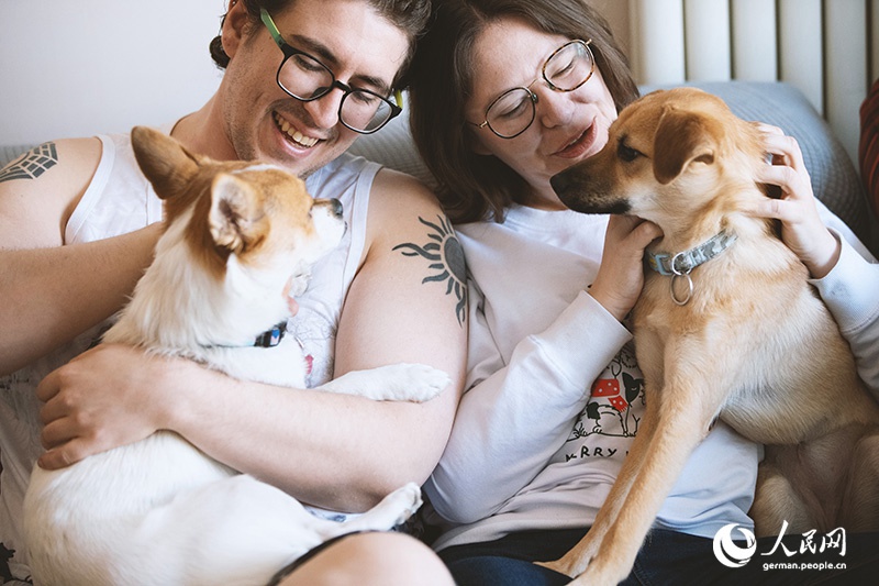 Tanja Trifft...Lost Puppies of Beijing