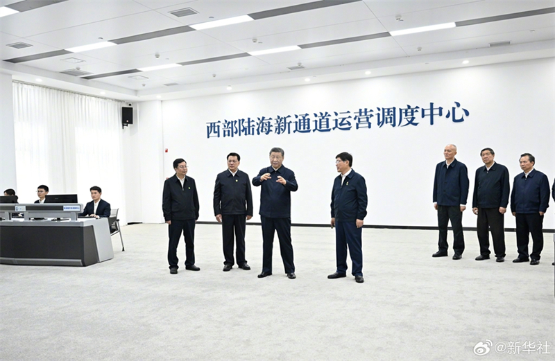 Xi Jinping inspiziert Chongqing