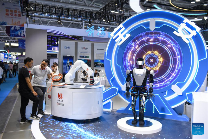 über 4.300 neue Technologien und Produkte gl?nzen auf der China Hi-Tech Fair