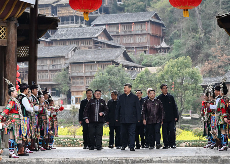 Xi Jinping inspiziert Guizhou