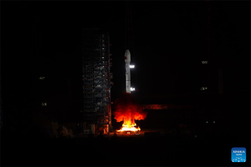 China startet neuen Datenrelais-Satelliten