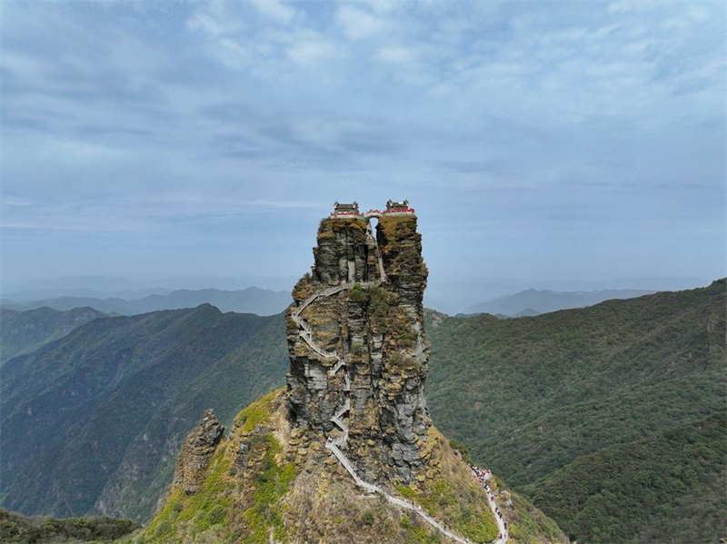 Entdecken Sie die echte ?Himmelsstadt“ im südwestchinesischen Guizhou