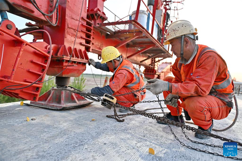 Die Tr?germontage im Abschnitt Hebei der Hochgeschwindigkeitsstrecke Xiong’an–Shangqiu ist vollst?ndig abgeschlossen