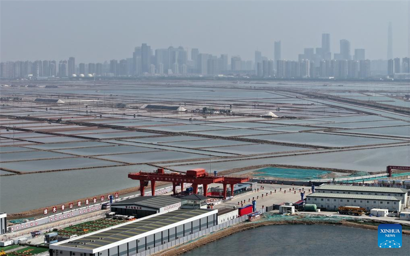 Der Jingu-Haihe-Tunnel der Tianjin-Weifang High-Speed Railway befindet sich im Bau