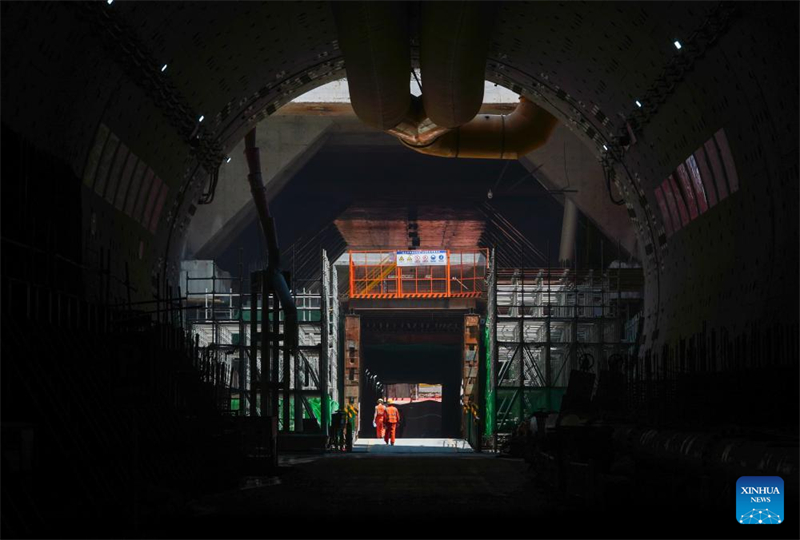 Aushubarbeiten am Gelben Fluss-Abschnitt des Tunnels der Huanggang Road abgeschlossen
