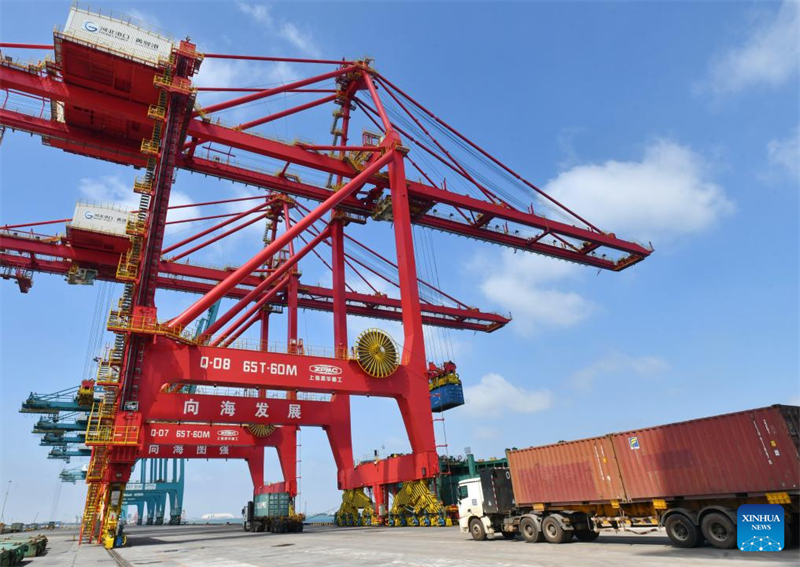 Frachtumschlag im Hafen von Huanghua übersteigt im ersten Halbjahr 179 Millionen Tonnen