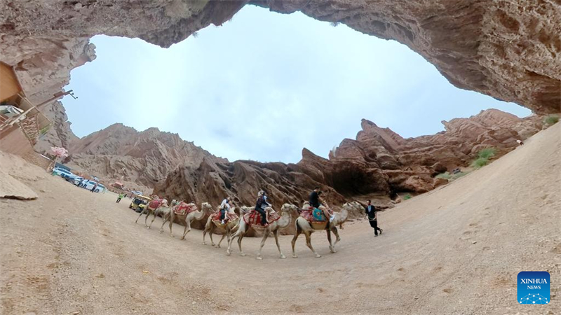 Boomender Sommertourismus auf Chinas Duku-Hochstra?e