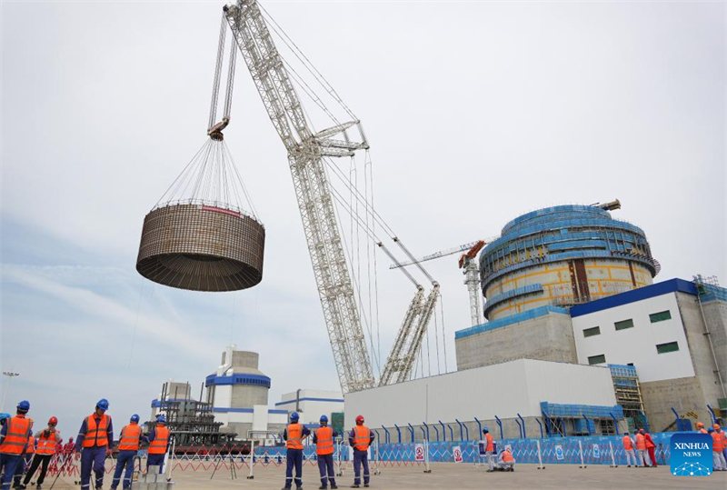 CB20-Modul für dritten Block des Kernkraftwerks Haiyang in Position gebracht