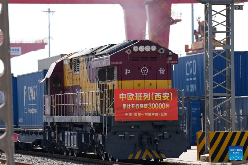 Die Gesamtzahl der Güterzüge zwischen China und Europa, die von Xi'an abfahren, übersteigt 30.000