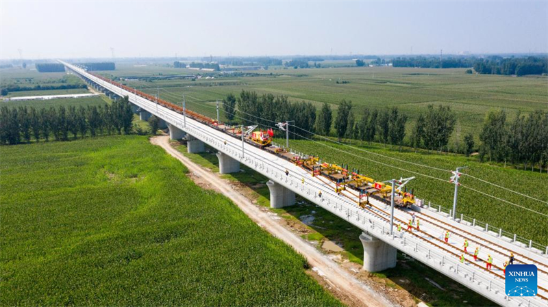 Gleisverlegung für Hochgeschwindigkeitsstrecke Xiong'an–Shangqiu startet