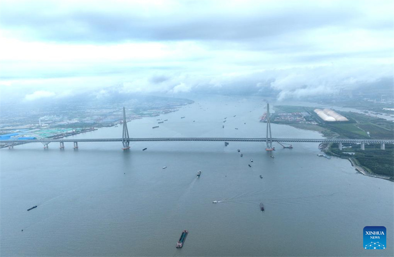 Changtai Jangtse-Brücke in Ostchina für den Verkehr freigegeben