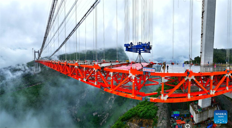 Die Tianmen-Brücke in Guizhou wurde erfolgreich geschlossen