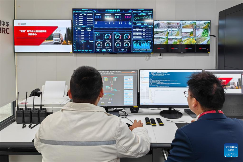 Intelligenter Lkw soll grüne Transformation im chinesischen Güterverkehr vorantreiben